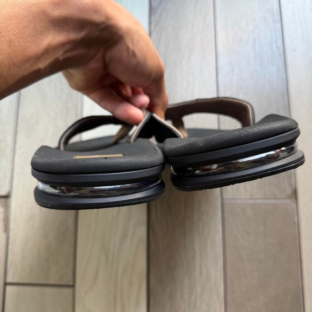 Reef Fanning Flip Flops Black View 4